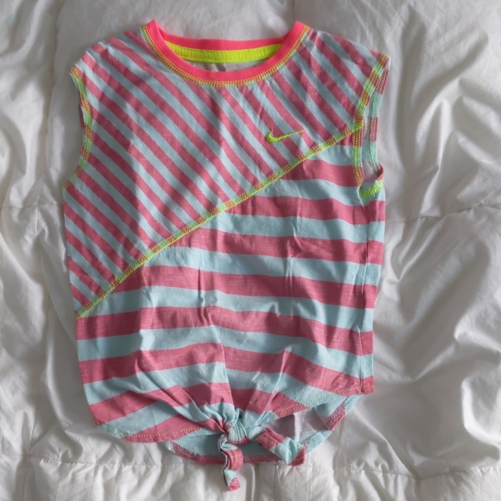 Nike Sleeveless Shirt